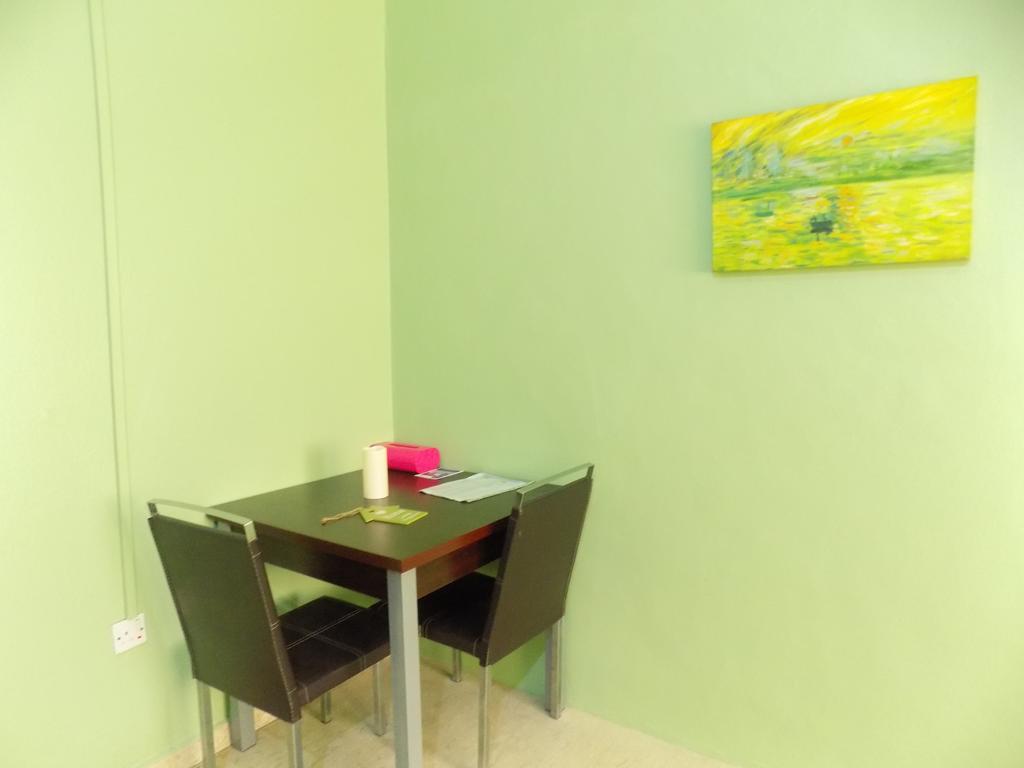 Posh Apartments And Hotel Ikeja Exterior foto