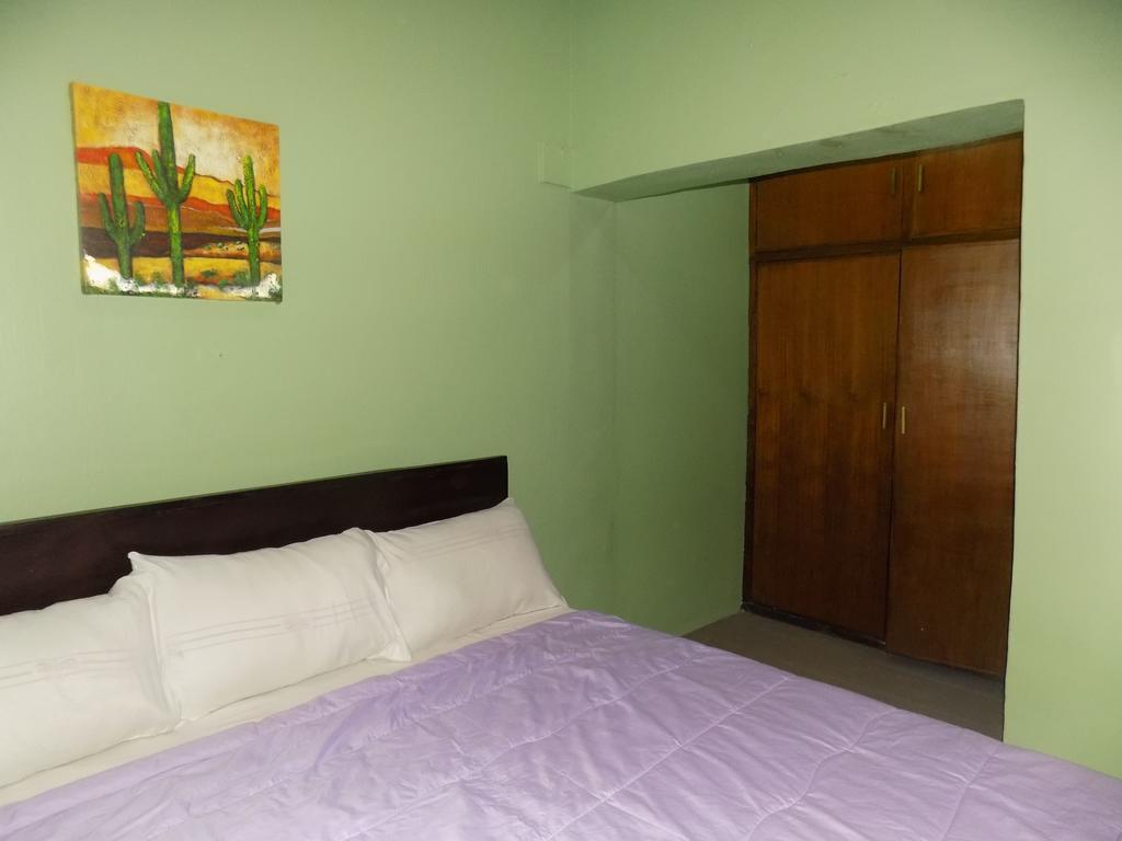 Posh Apartments And Hotel Ikeja Exterior foto