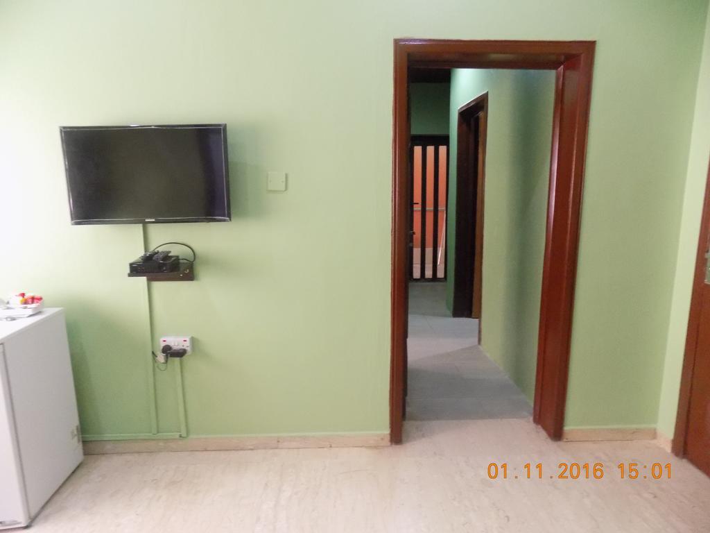 Posh Apartments And Hotel Ikeja Exterior foto