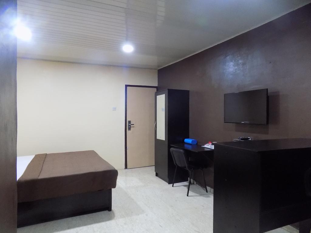 Posh Apartments And Hotel Ikeja Exterior foto