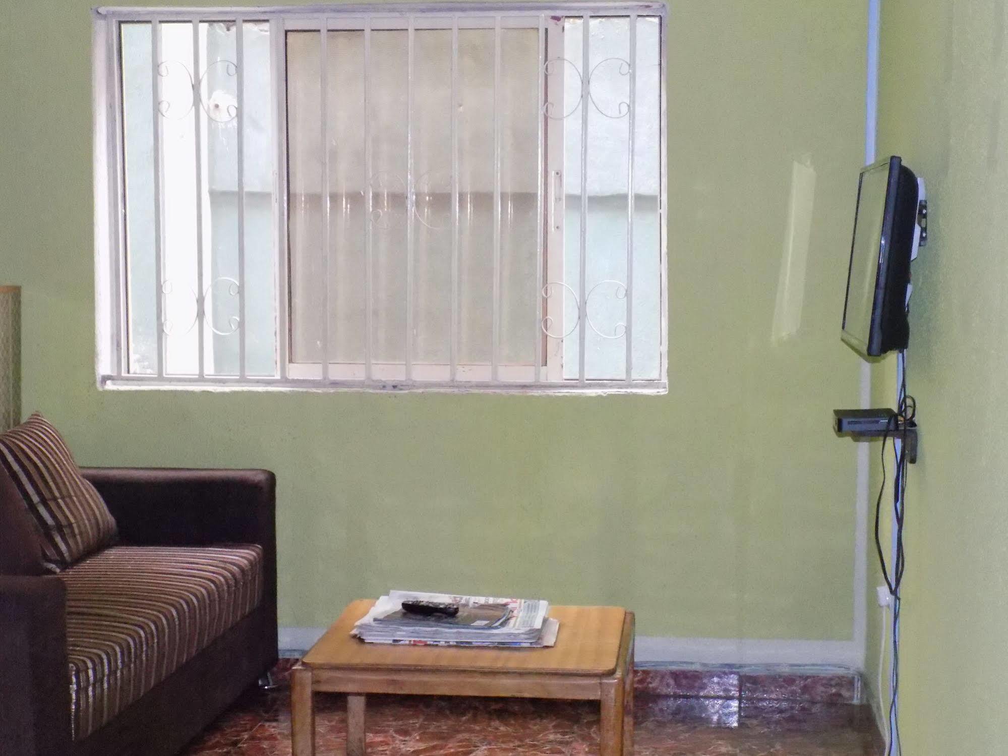 Posh Apartments And Hotel Ikeja Exterior foto